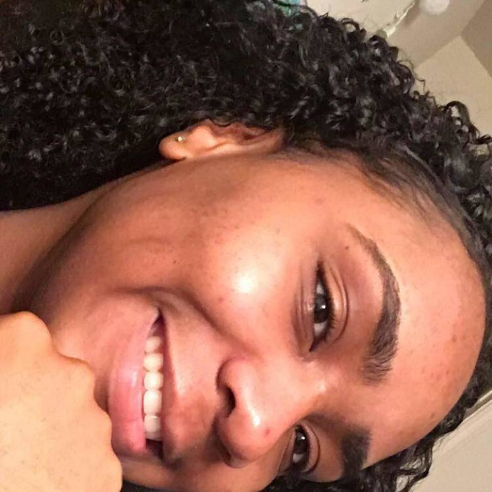 Meet your Posher, Daninthia